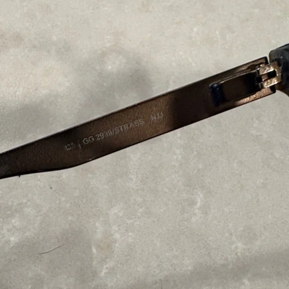 Gucci Tortoiseshell Rectangular Eyewear - Picture 3 of 7